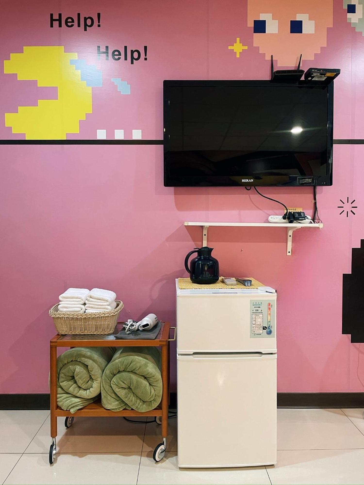 Hotel 斑比bambi à Tainan Extérieur photo