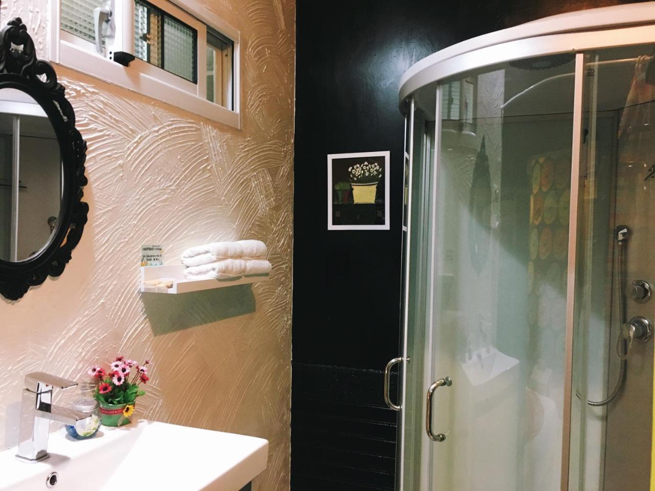 Hotel 斑比bambi à Tainan Extérieur photo