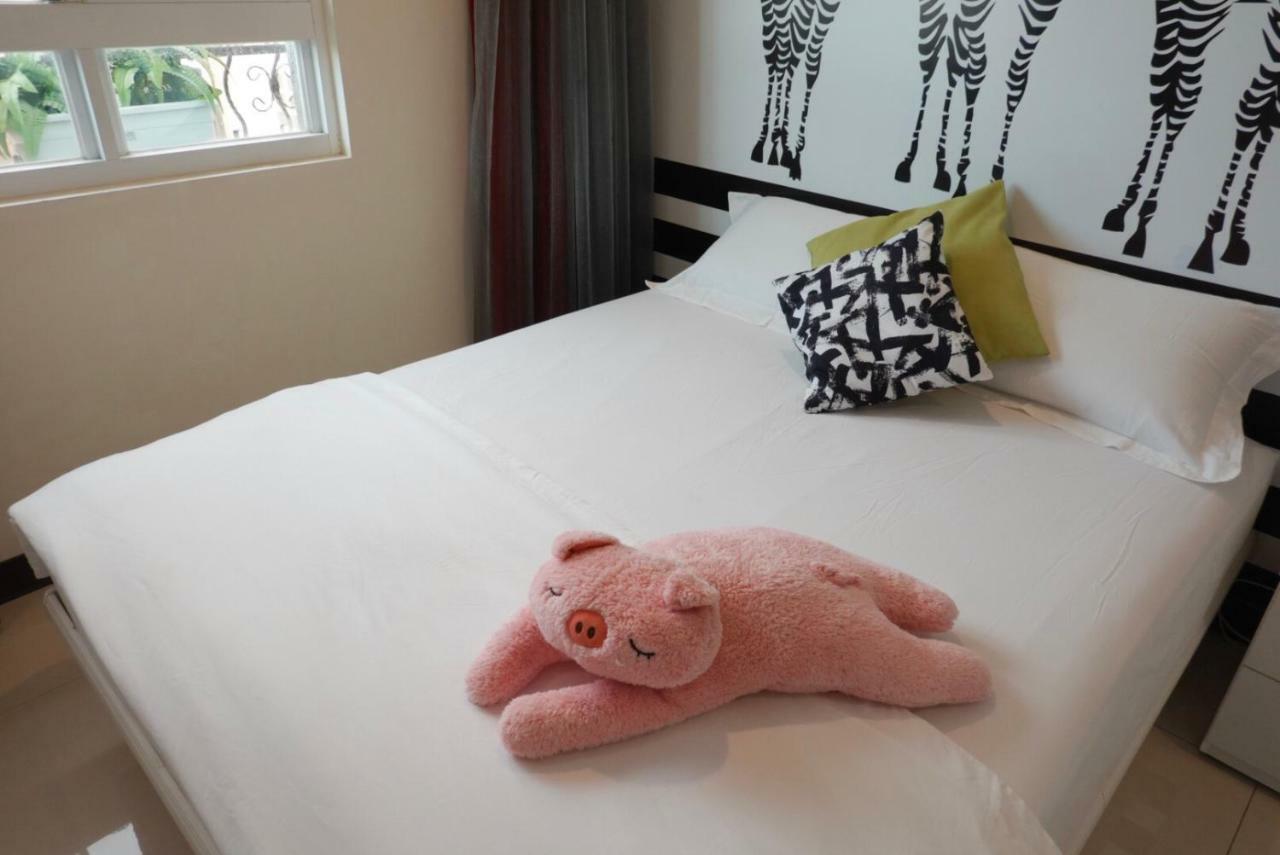 Hotel 斑比bambi à Tainan Extérieur photo