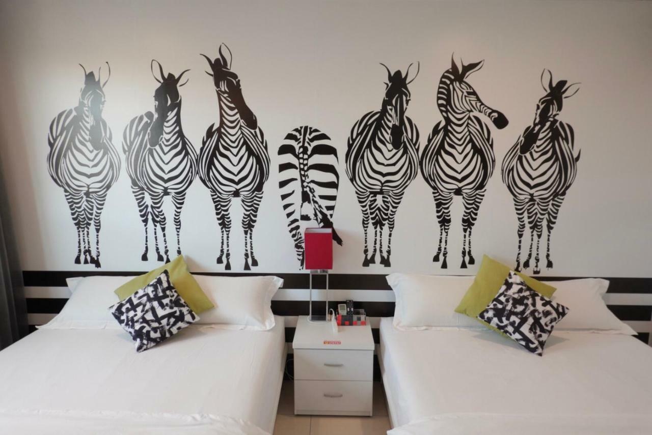 Hotel 斑比bambi à Tainan Extérieur photo